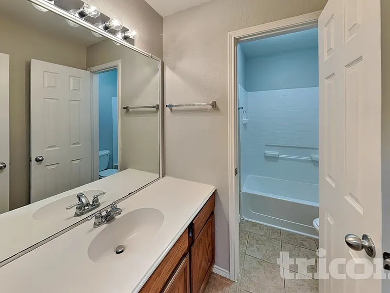 120 Bison Meadow Dr — Photo 14