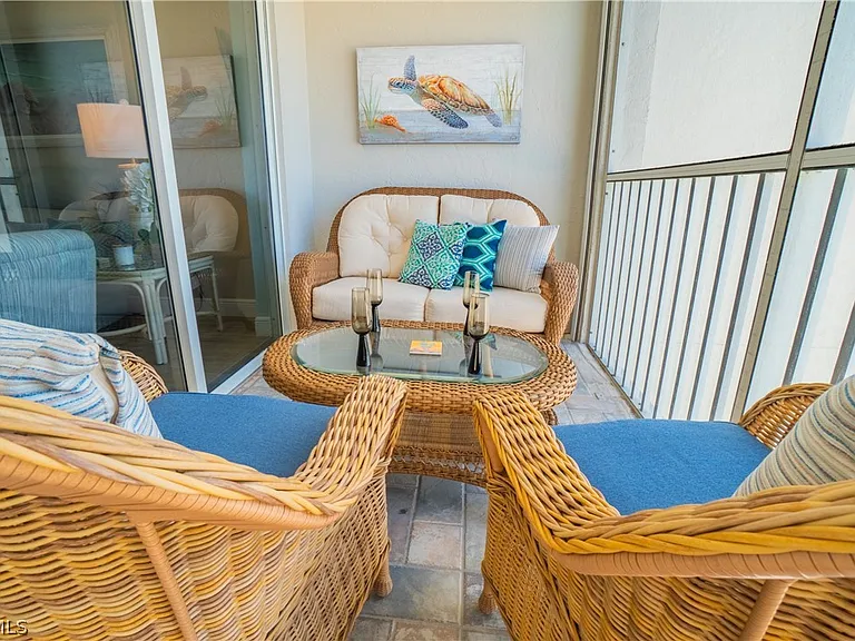 26000 Hickory Blvd #303 — Photo 10