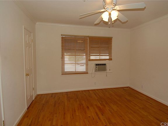 5th image of 16047 Gault St