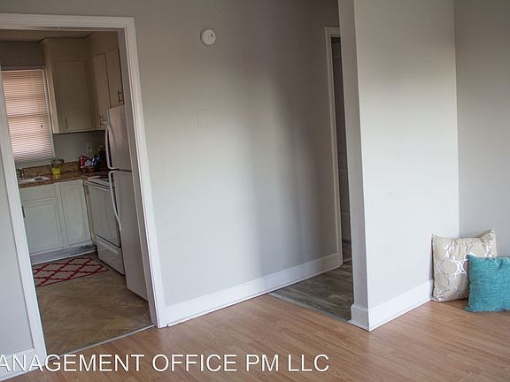 4th image of 610 W 5th Ave APT 8