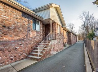 497 Eagle Rock Ave, Roseland, NJ 07068