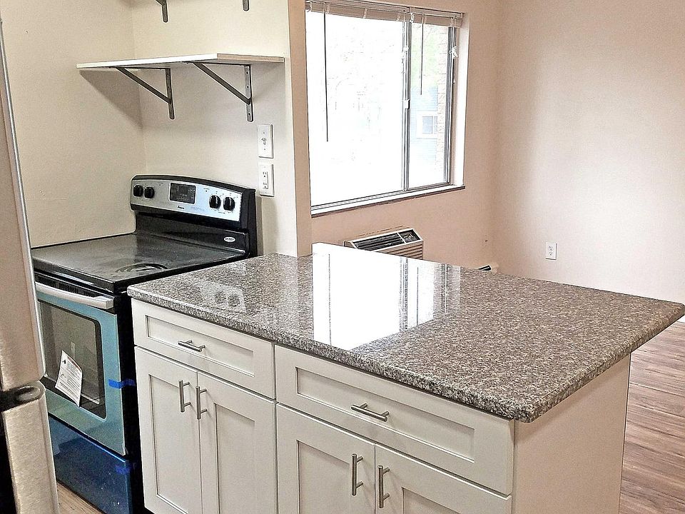 1st image of 1615 Newman Ave APT 204