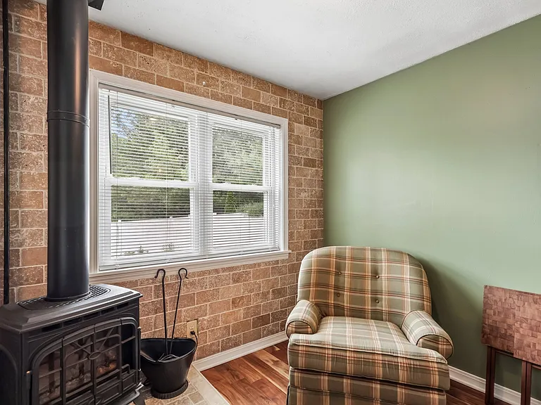 686 Portage Lakes Dr — Photo 30