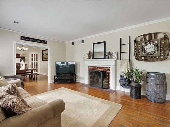 3rd image of 1217 Lanier Blvd