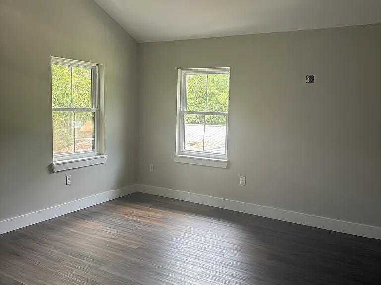 21 Denmark Dr — Photo 7