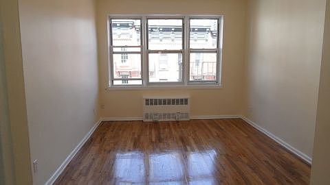 1st image of 242 E 89th St APT 4D