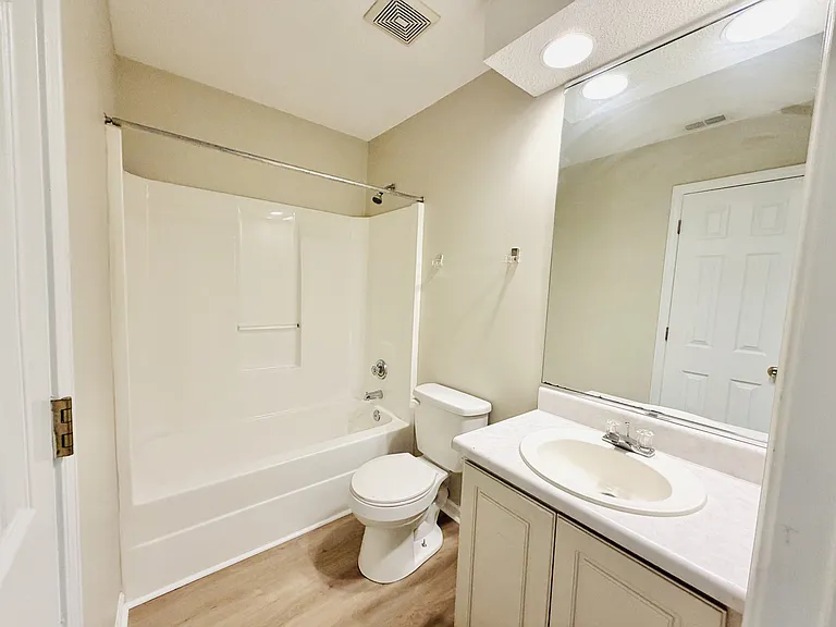 133 Heritage Village Ln — Photo 17