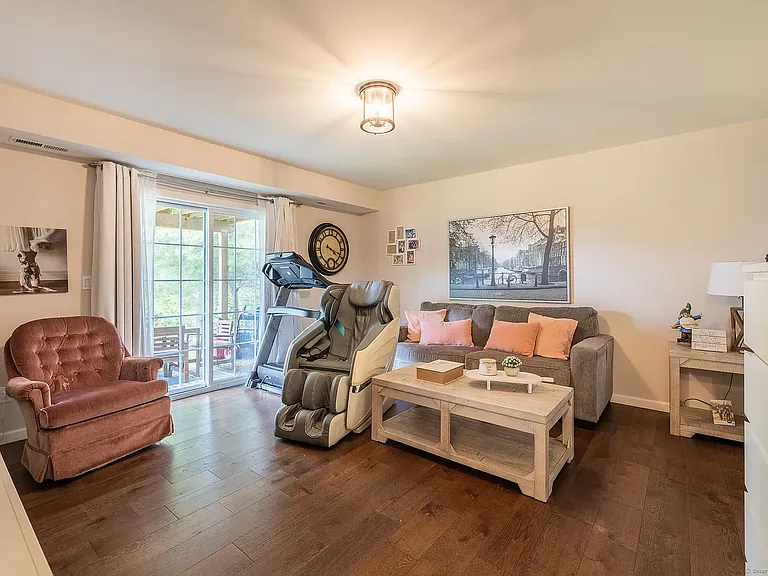 20 Jeffrey Ln — Photo 18