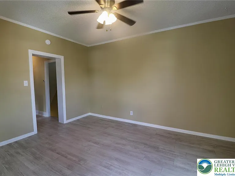 526 Prospect Ave — Photo 10