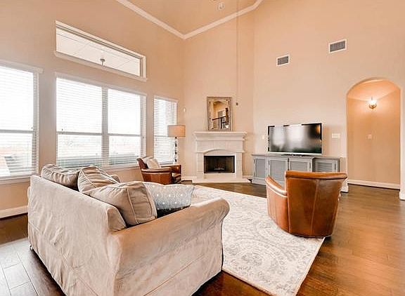 4th image of 4372 Caldwell Palm Cir