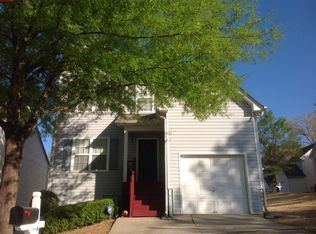 410 Village Overlook Dr, Lawrenceville, GA 30046