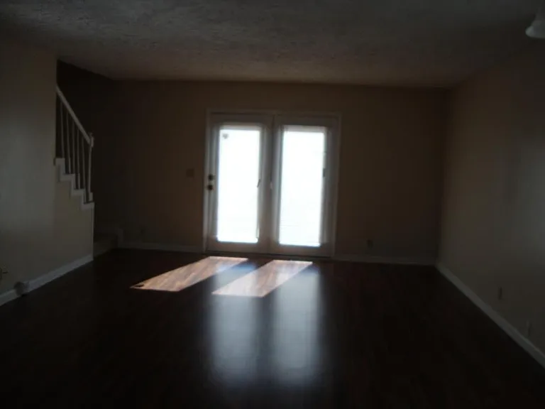 2208 Patriot Dr — Photo 5