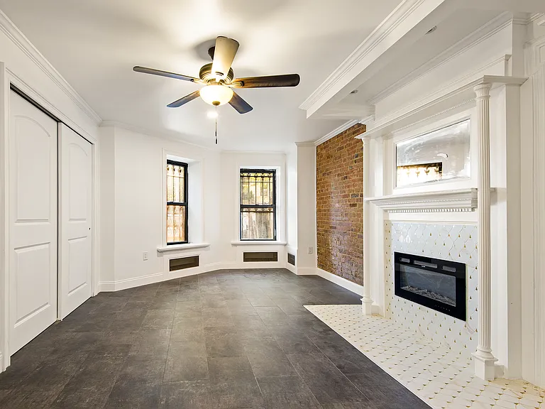 759 Jefferson Ave #1 — Photo 2