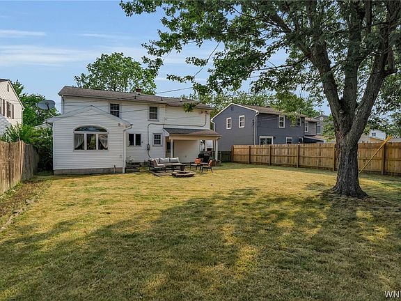 4th image of 9 Marlee Dr