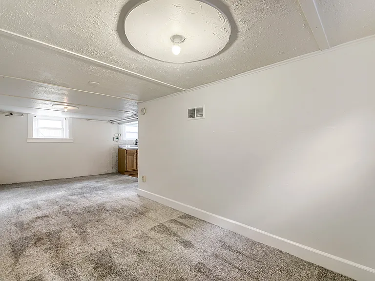 2727 Perry St — Photo 21