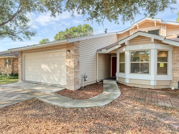 11823 BURNING BEND ST, San Antonio, TX 78249