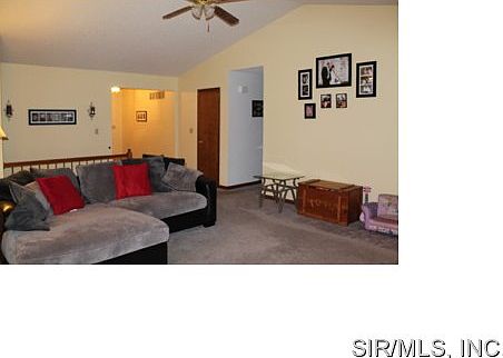 2nd image of 1024 Andra Dr