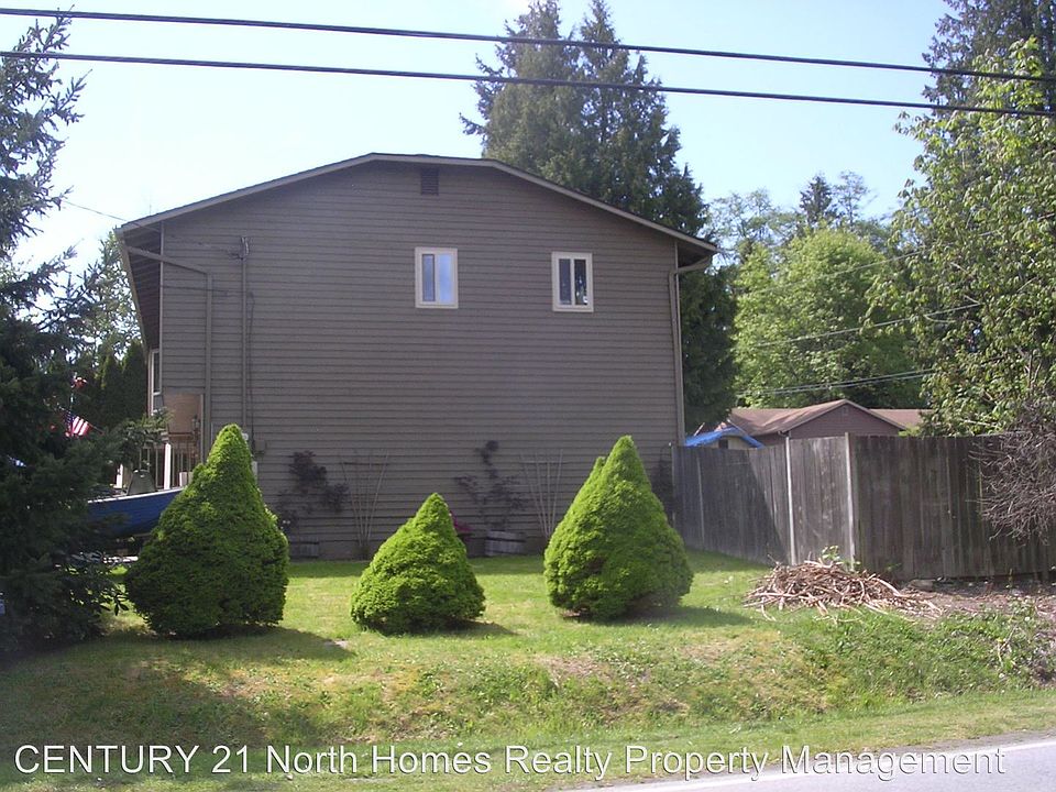 2nd image of 13528 Lake Rd