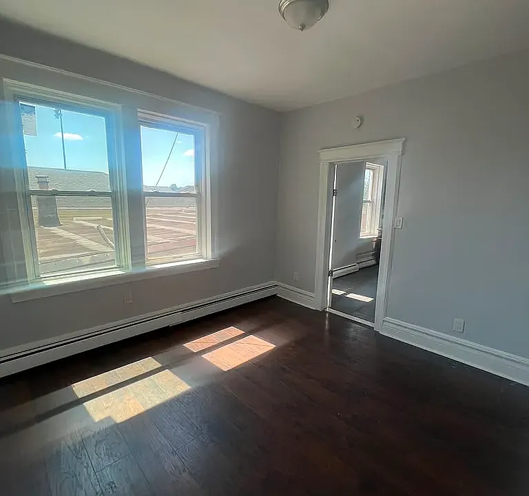 447 N 5th St #3D