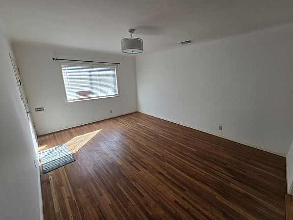 4th image of 2641 N White Ave
