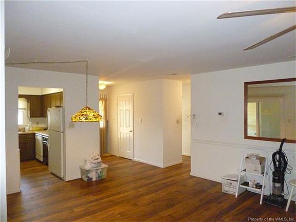 4th image of 304 Patriot Ln #3H