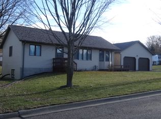 511 Nelson Ct, Viroqua, WI 54665