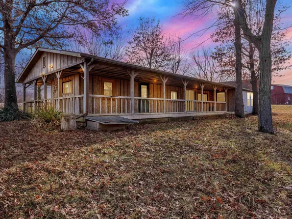 12180 Hickory Point Rd, Green Ridge, MO 65332