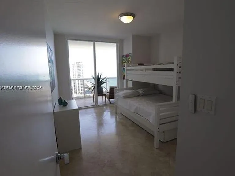 1830 S Ocean Dr #2011 — Photo 6