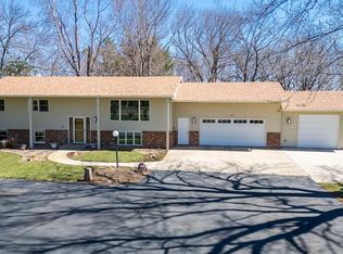 1716 S Sioux Blvd, Brandon, SD 57005