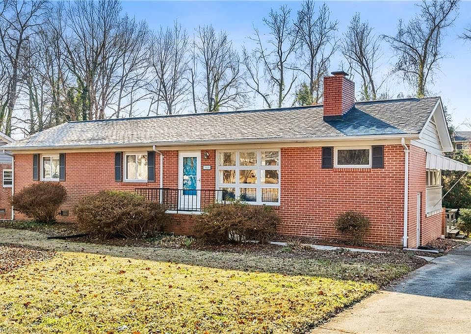 1st image of 3015 Dellwood Dr
