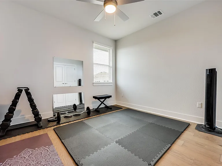 8608 McKamy Dr — Photo 27
