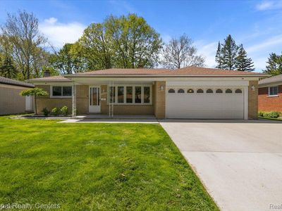 27831 Santa Ana Dr, Warren, MI, 48093