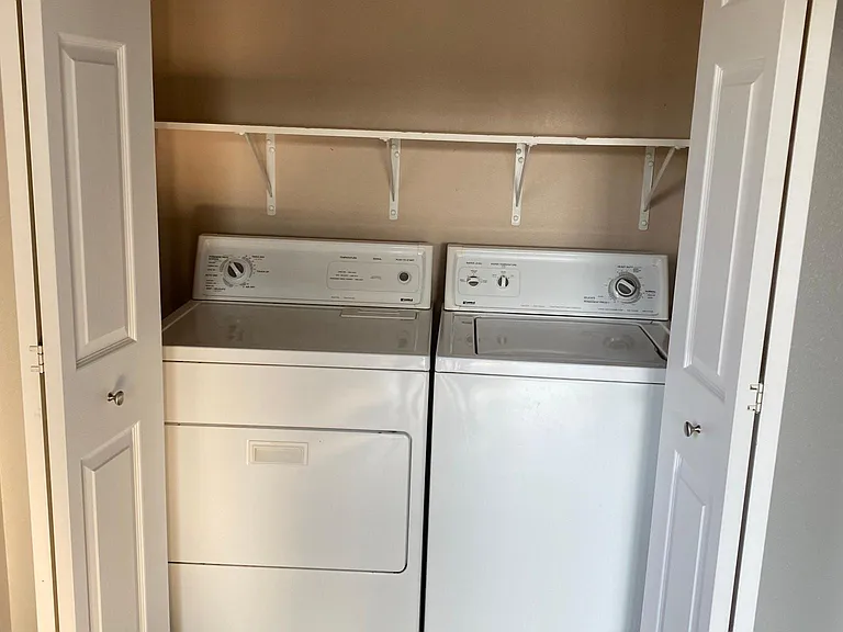 4395 N Bourbon Dr — Photo 17
