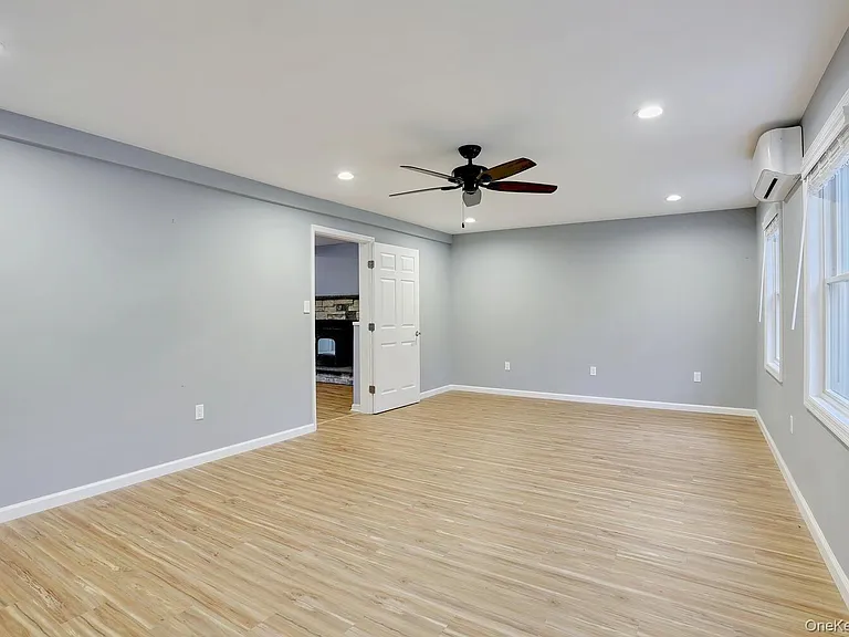 6 Hemlock Ln — Photo 34