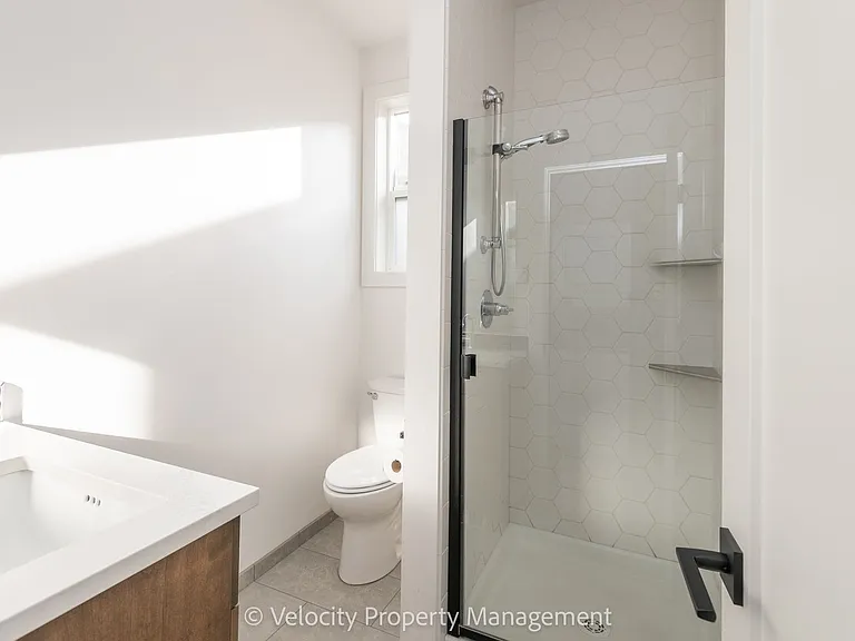 M712 — Photo 12