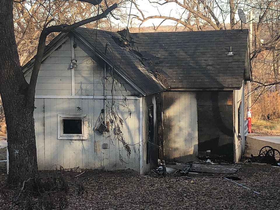 2nd image of 1228 Winchester Ave