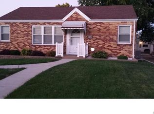 4745 Heege Rd, Saint Louis, MO 63123