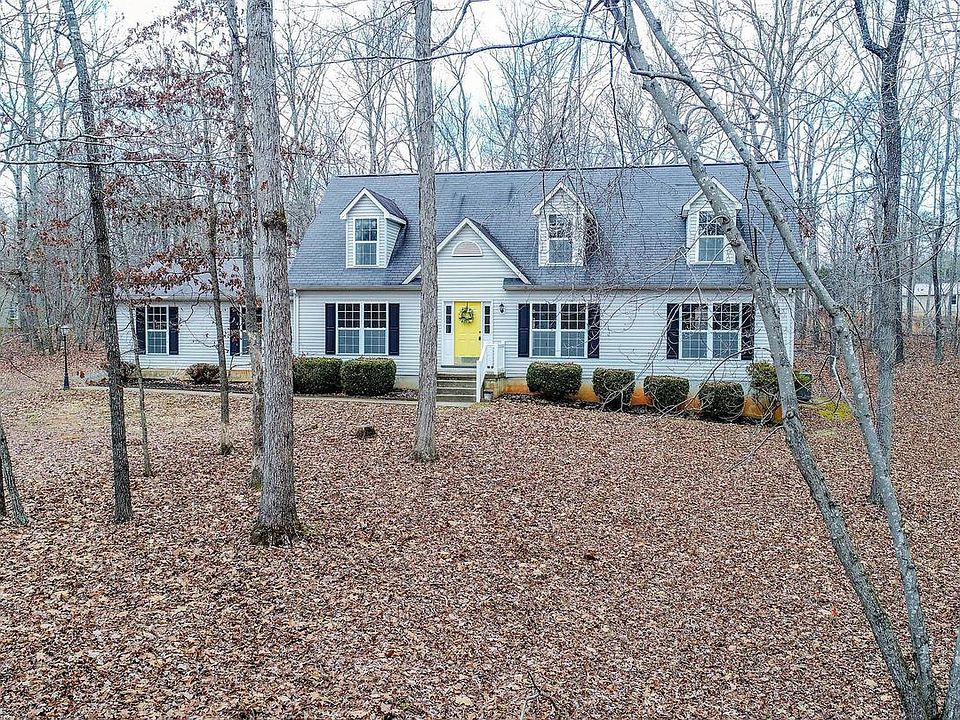 1st image of 80 Fair Oaks Dr