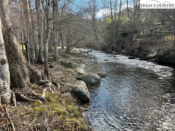 3510 Fork Mountain Road, Bakersville, NC 28705