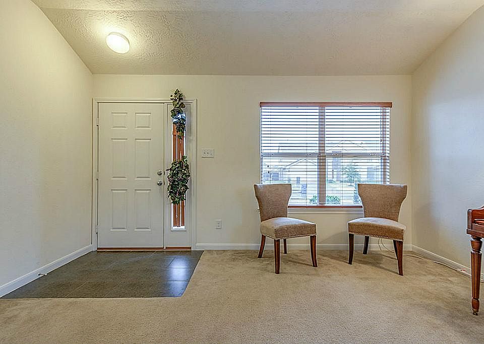 Welcome to 29627 Legends Place!