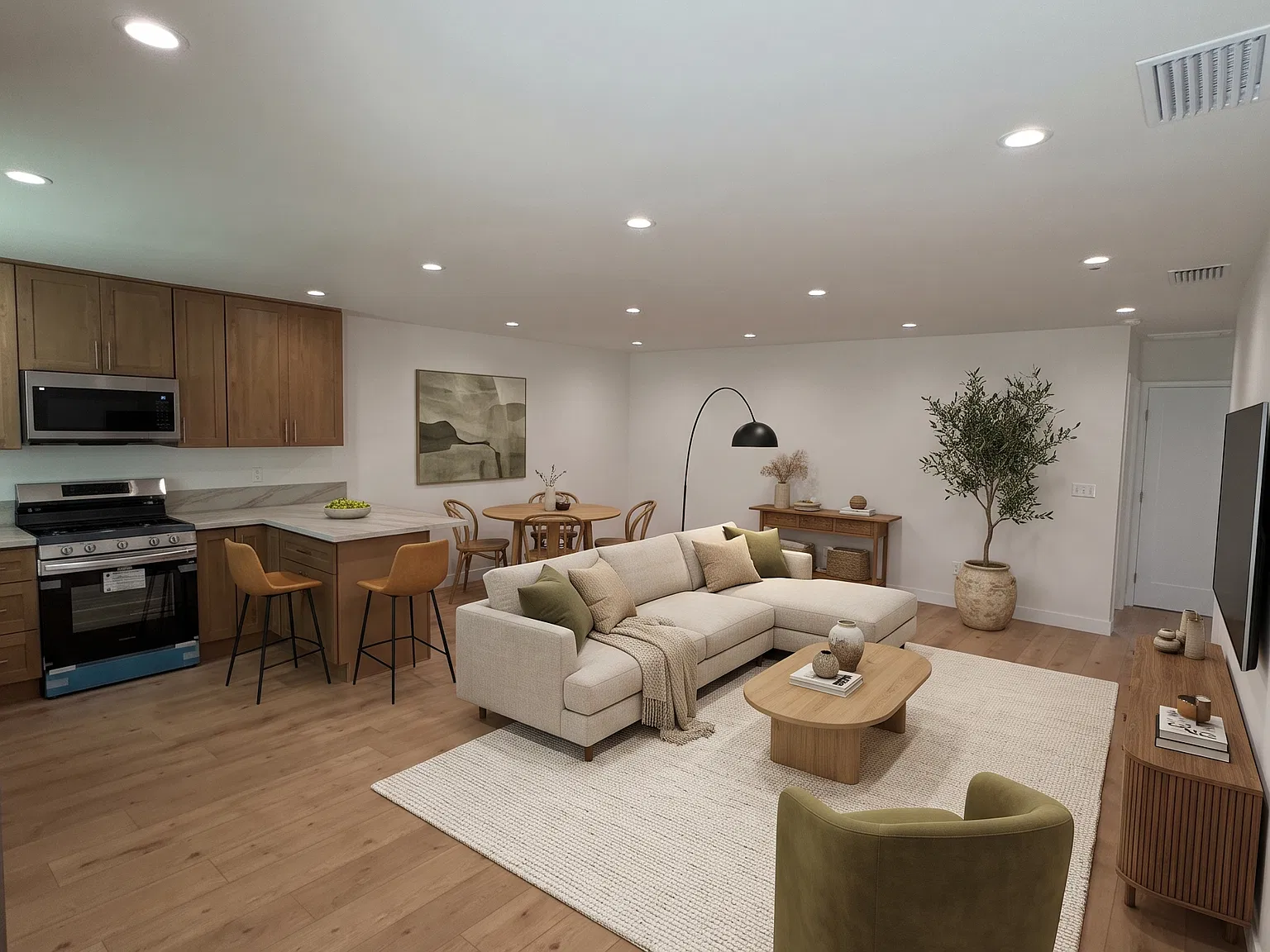 3 bed, 1200 sqft, $3,800 — Photo 3