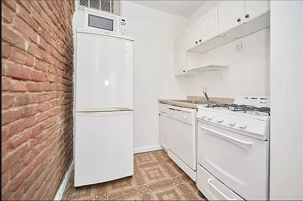 Rented by Living New York | media 11