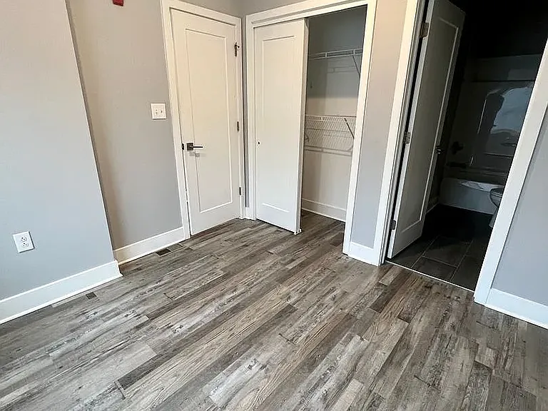 3815 Wallace St #4 — Photo 5