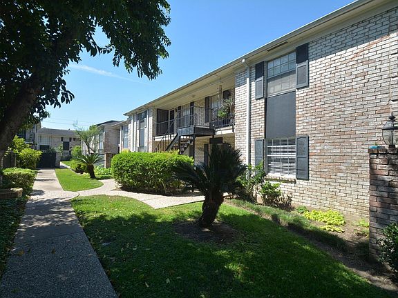 4th image of 7900 Westheimer Rd APT 141
