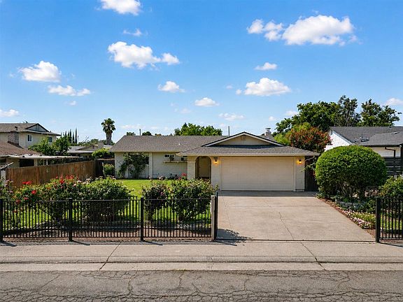 3rd image of 4049 Farmer Way