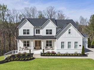 828 Chestnut Pl, Milton, GA 30004