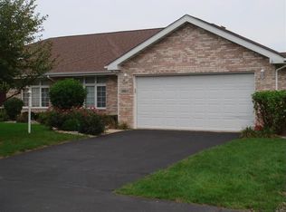 1060-C Easy St, Crown Point, IN 46307