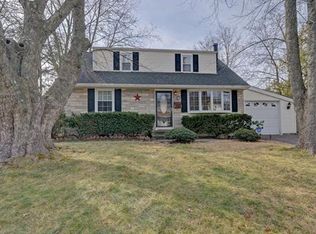 5 Hilliard Rd, Old Bridge, NJ 08857