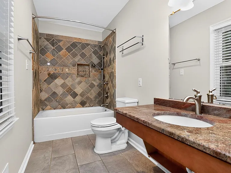 11122-5 Cedar Ln — Photo 13