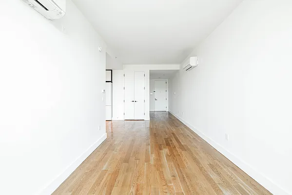 Rented by Twin Group | media 13